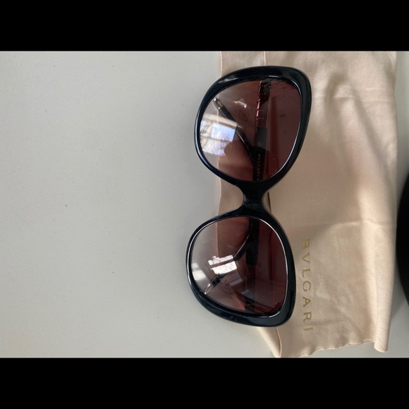 Bvlgari sunglasses - Picture 2 of 5